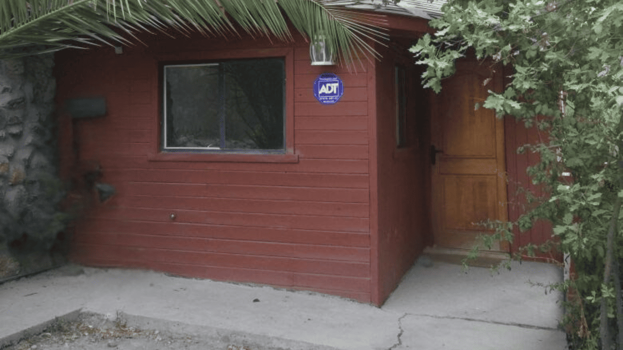 Vista exterior del centro y áreas verdes